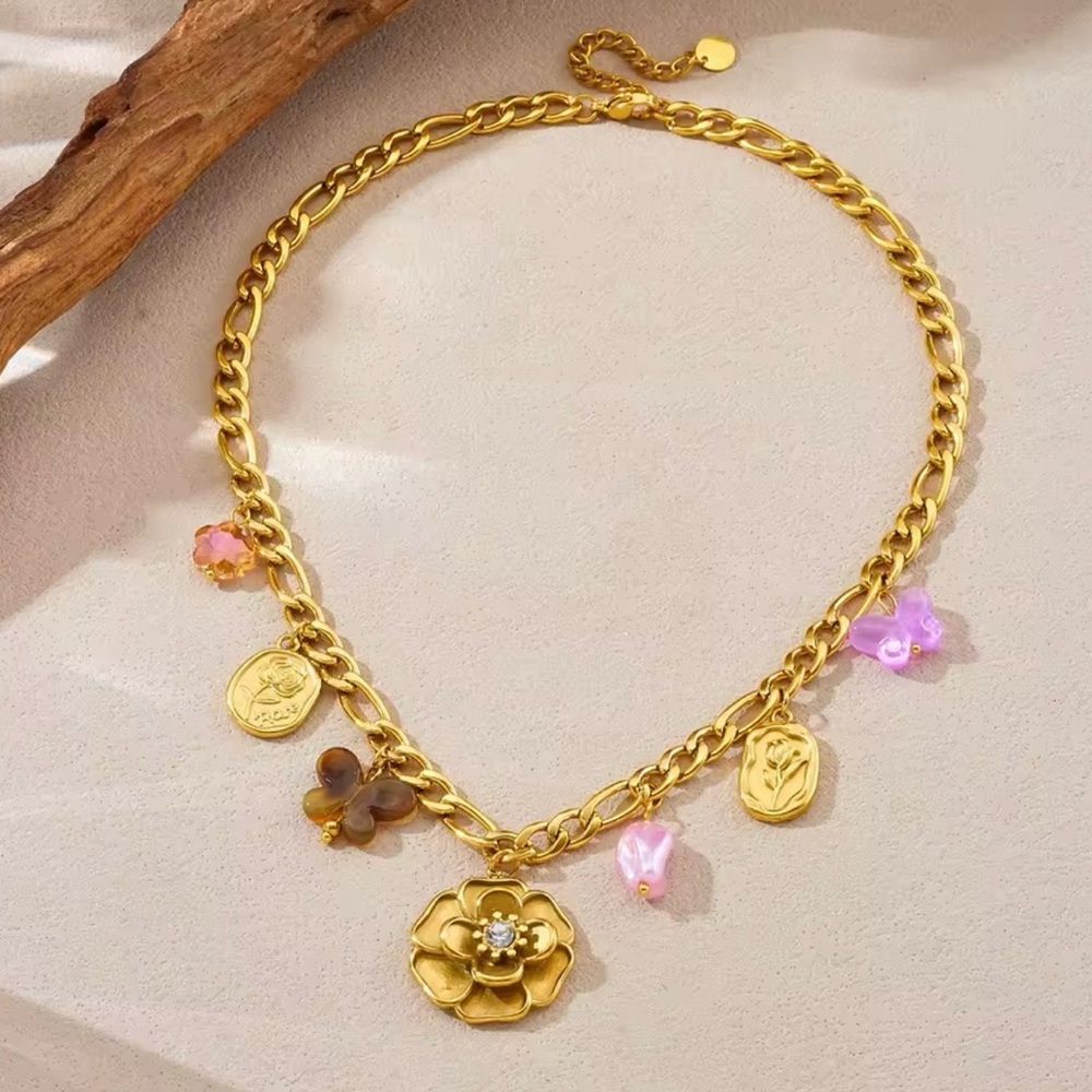 ◾️18K Gold Plated Zircon Flower Rose Butterfly Charm Necklace
